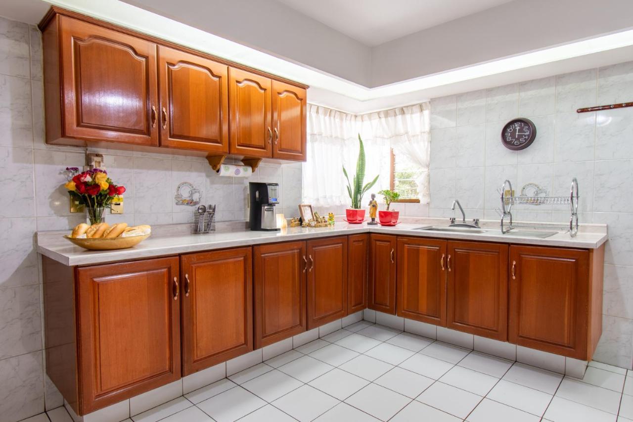 Casa Kinich Διαμέρισμα Γκουανταλαχάρα Εξωτερικό φωτογραφία